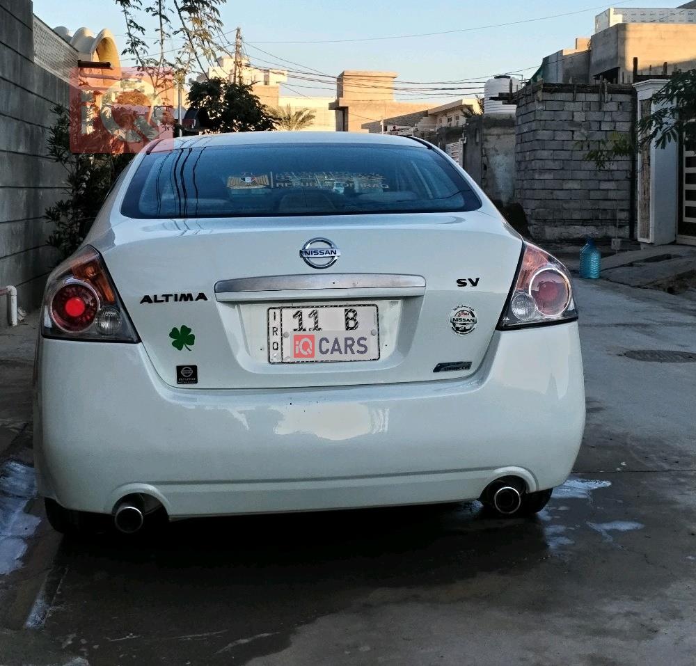 نيسان ألتيما